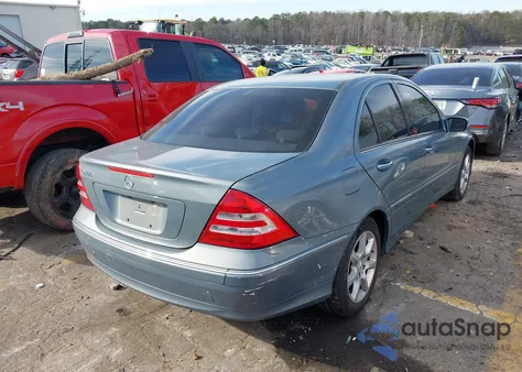 2007 Mercedes-Benz C 280 Luxury из США, поврежденный, VIN WDBRF54H27A950575